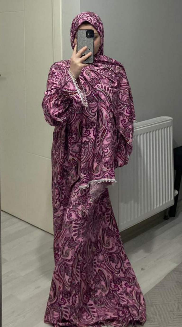 Liya Pamuklu Pembe Etnik Desenli Namaz Elbisesi